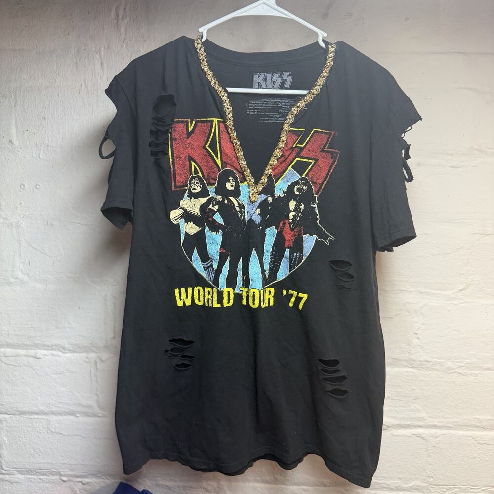 Custom Trashed Vintage KISS World Tour ‘77 Retro T-shirt - Sz L